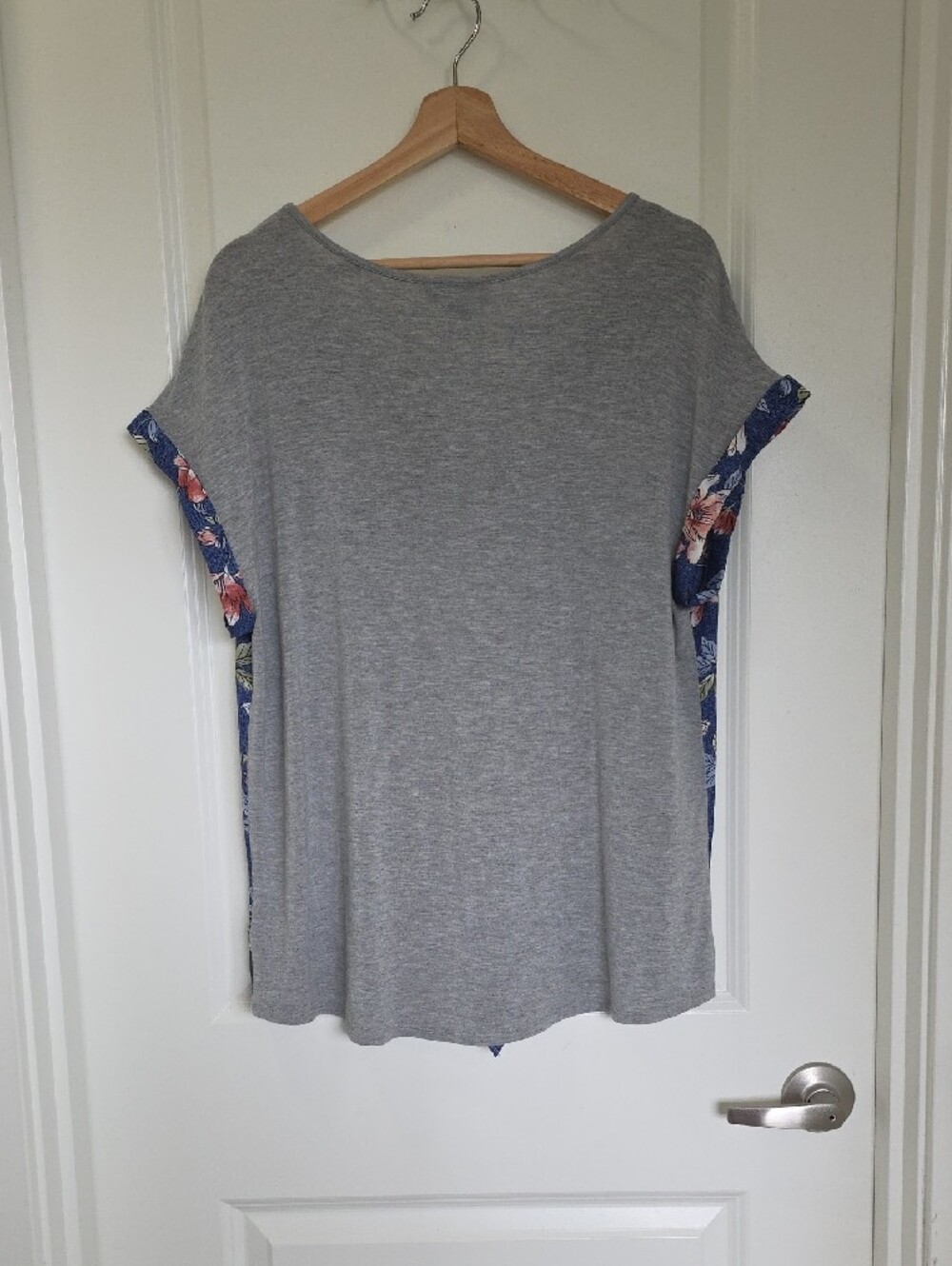 Fortune +Ivy Blue Floral V-Neck Tie-Front Raglan Sleeve Tee - Picture 6 of 6
